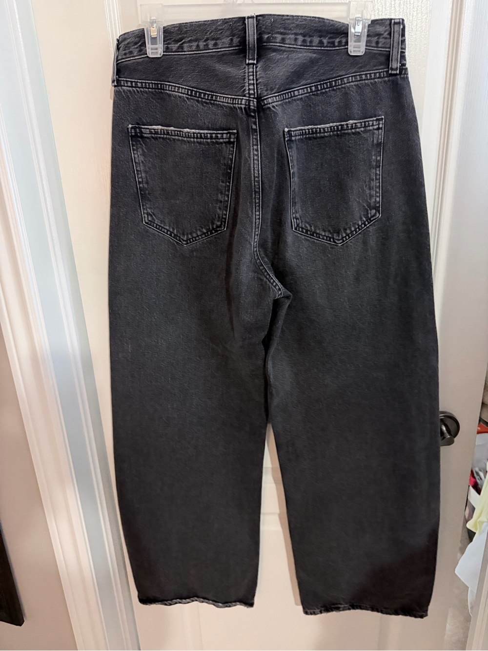 Agolde Low Curve Jeans in colour Symbolic - Picture 2 of 4